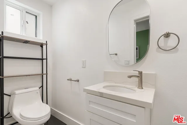 $13,989 | 1341 North Mariposa Avenue, Los Angeles, CA 90027