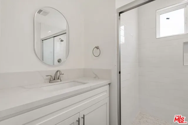 $13,989 | 1341 North Mariposa Avenue, Los Angeles, CA 90027