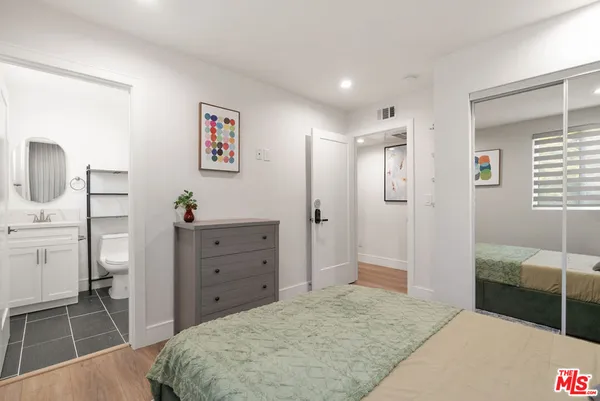 $23,250 | 1341 North Mariposa Avenue, Los Angeles, CA 90027
