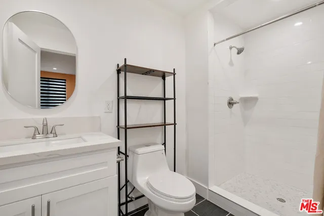 $13,989 | 1341 North Mariposa Avenue, Los Angeles, CA 90027