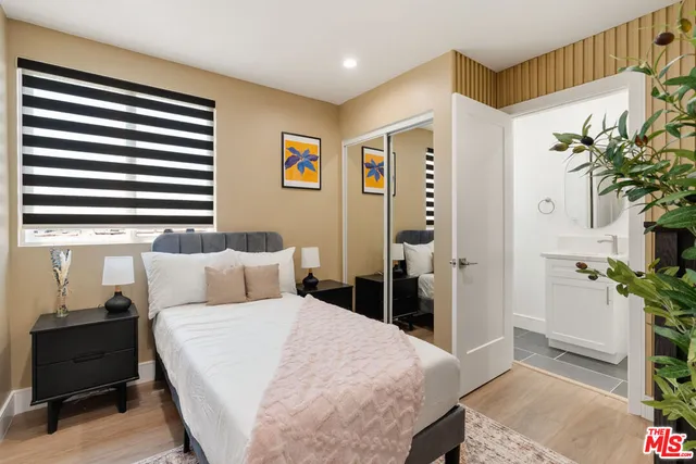 $13,989 | 1341 North Mariposa Avenue, Los Angeles, CA 90027