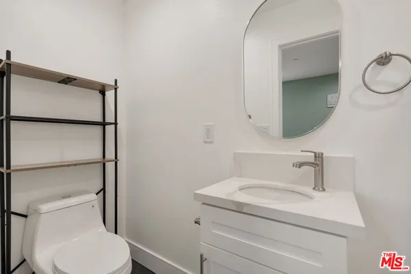 $23,250 | 1341 North Mariposa Avenue, Los Angeles, CA 90027