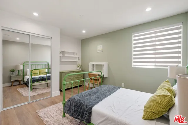 $13,989 | 1341 North Mariposa Avenue, Los Angeles, CA 90027