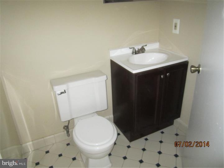236 Echelon Road Voorhees, NJ 08043 - Photo 3 of 11 Gallery Image 3