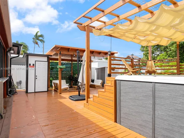 $675,000 | 550 Northwest 58th Avenue, Miami, FL 33126