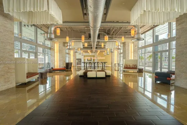 $2,500 | 690 Southwest 1st Court, Unit 2126, Miami, FL 33130