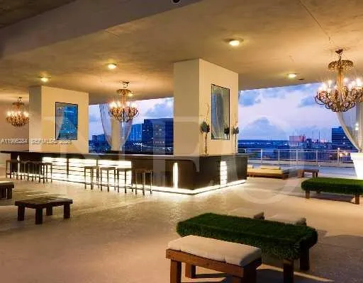 $2,500 | 690 Southwest 1st Court, Unit 2126, Miami, FL 33130