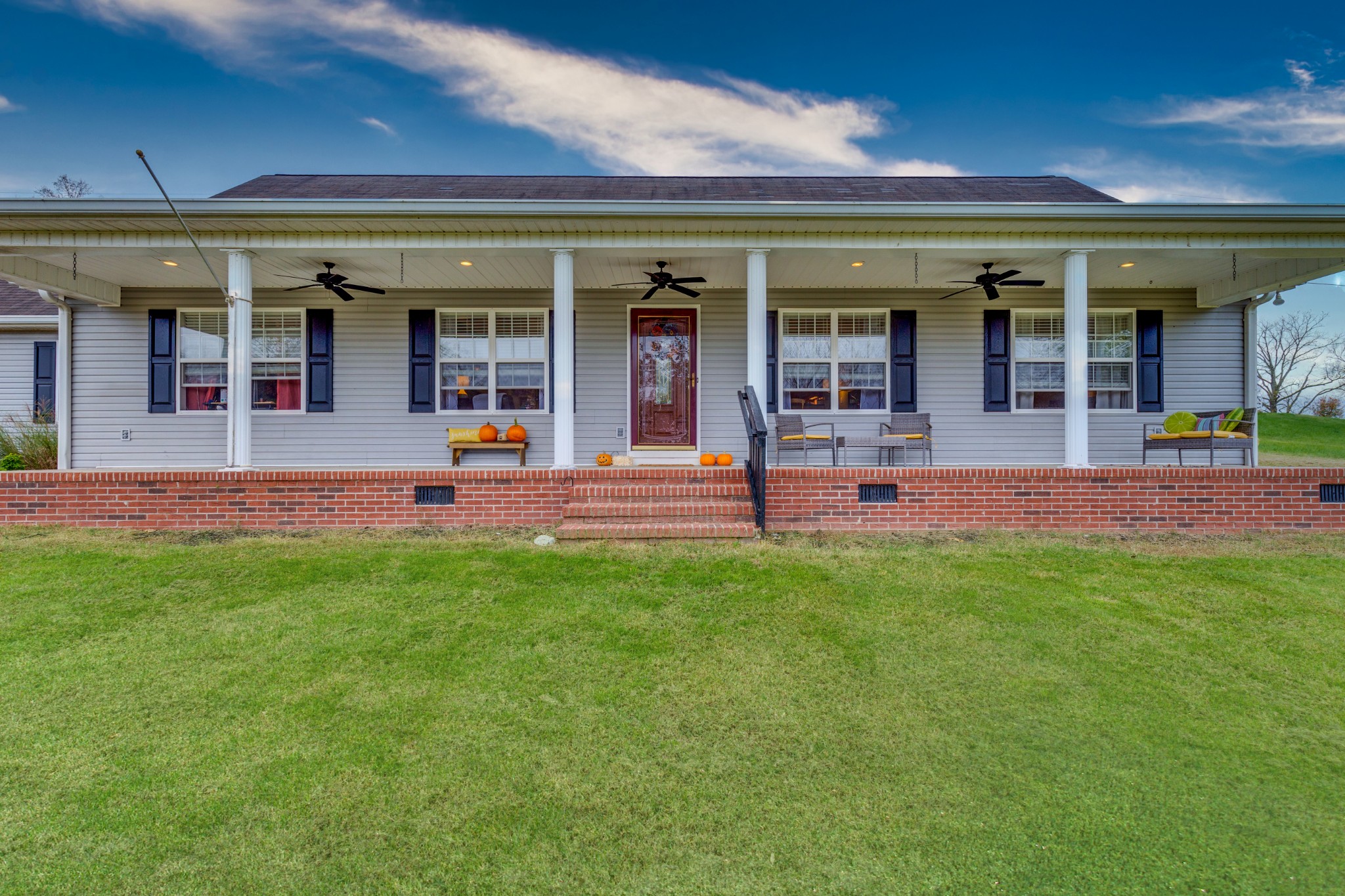 1706 Vaughn Road Columbia, TN 38401 - Photo 2 of 35 Gallery Image 2