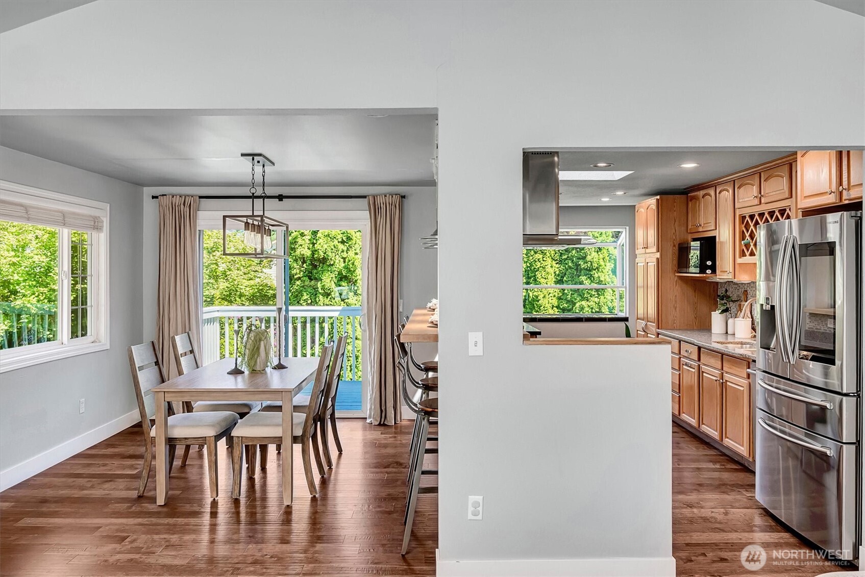 11918 Northeast 159th Street Bothell, WA 98011 - Photo 12 of 39