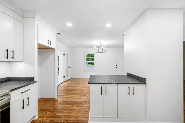 $319,000 | 3115 South Lafayette Circle, Memphis, TN 38111