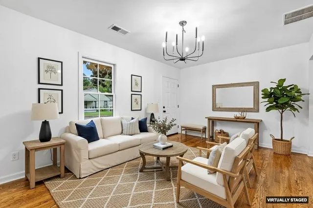 $319,000 | 3115 South Lafayette Circle, Memphis, TN 38111