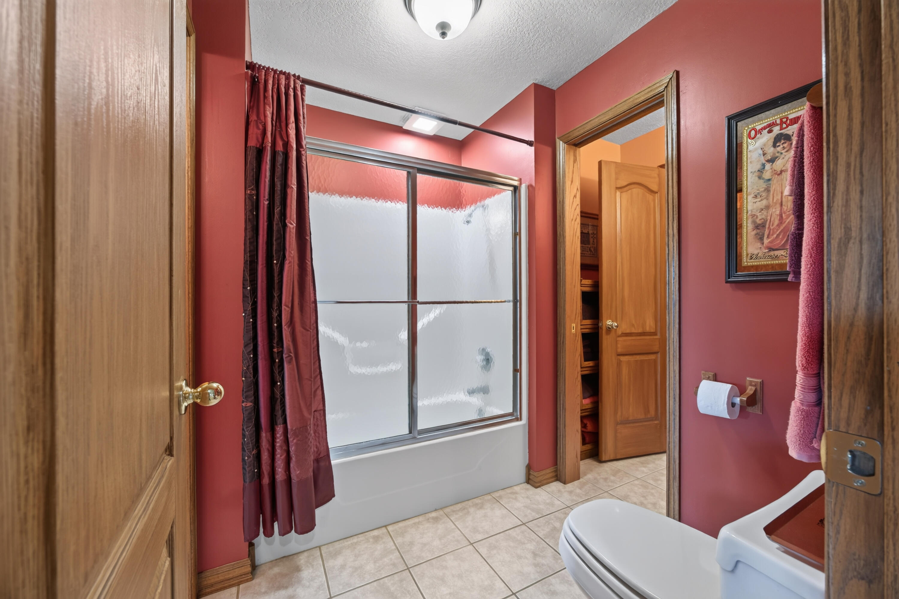 15531 Kentucky Road Neosho, MO 64850 - Photo 48 of 66 45-Bathroom 3 - Lower Level