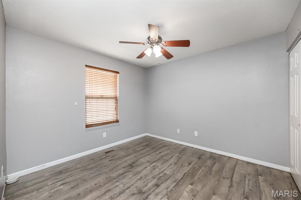 2130 Streamview Court O'Fallon, IL 62269 - Photo 16 of 32