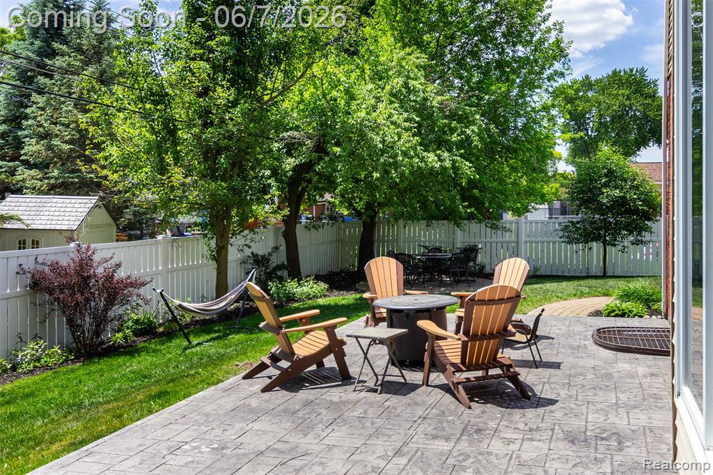 36039 Curtis Road Livonia, MI 48152 - Photo 56 of 61