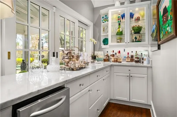 $949,000 | 627 Williams Avenue, Natchitoches, LA 71457