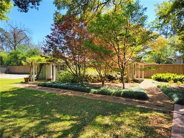 $949,000 | 627 Williams Avenue, Natchitoches, LA 71457