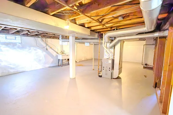 $120,000 | 2525 Reynolds Street, Muskegon Heights, MI 49444