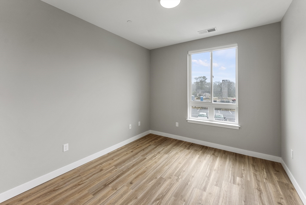 999 Main Street, Unit 207 Hanson, MA 02341 - Photo 14 of 21