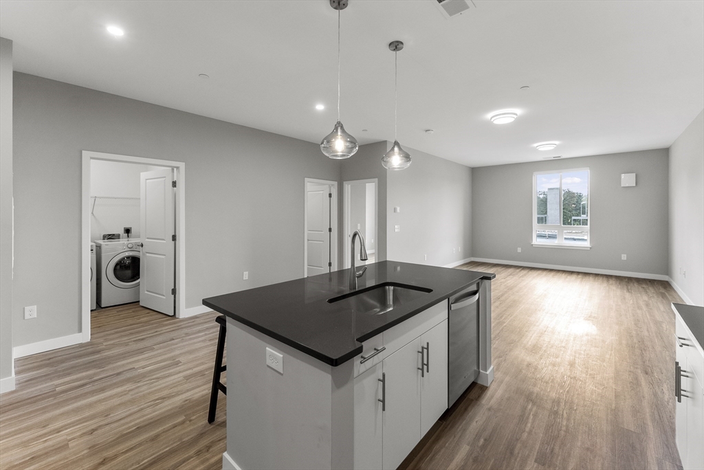 999 Main Street, Unit 207 Hanson, MA 02341 - Photo 6 of 21