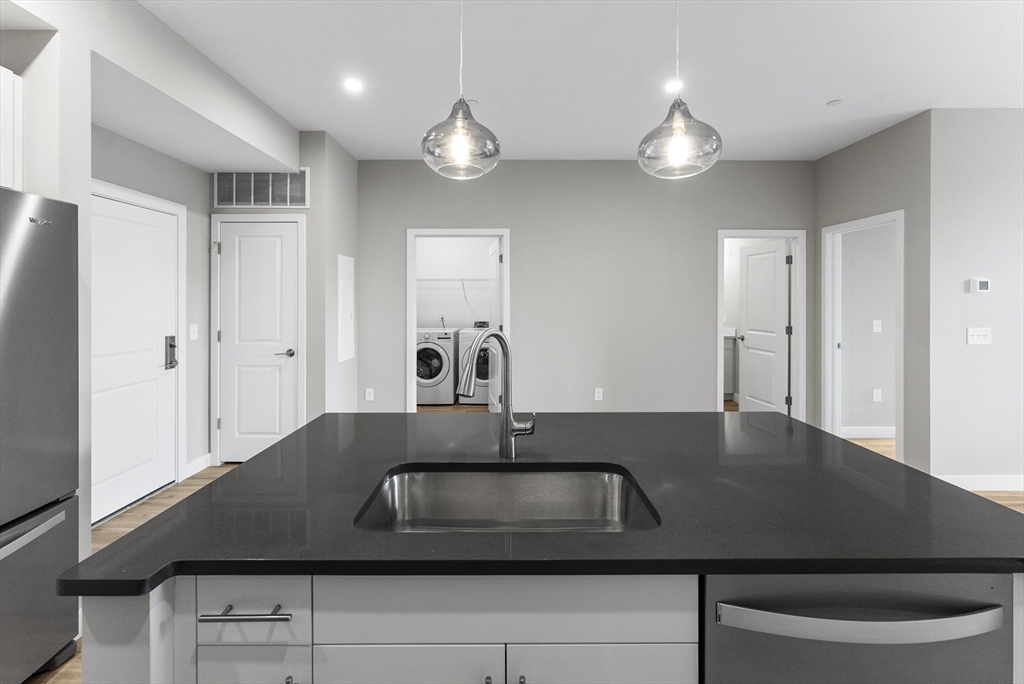 999 Main Street, Unit 207 Hanson, MA 02341 - Photo 7 of 21