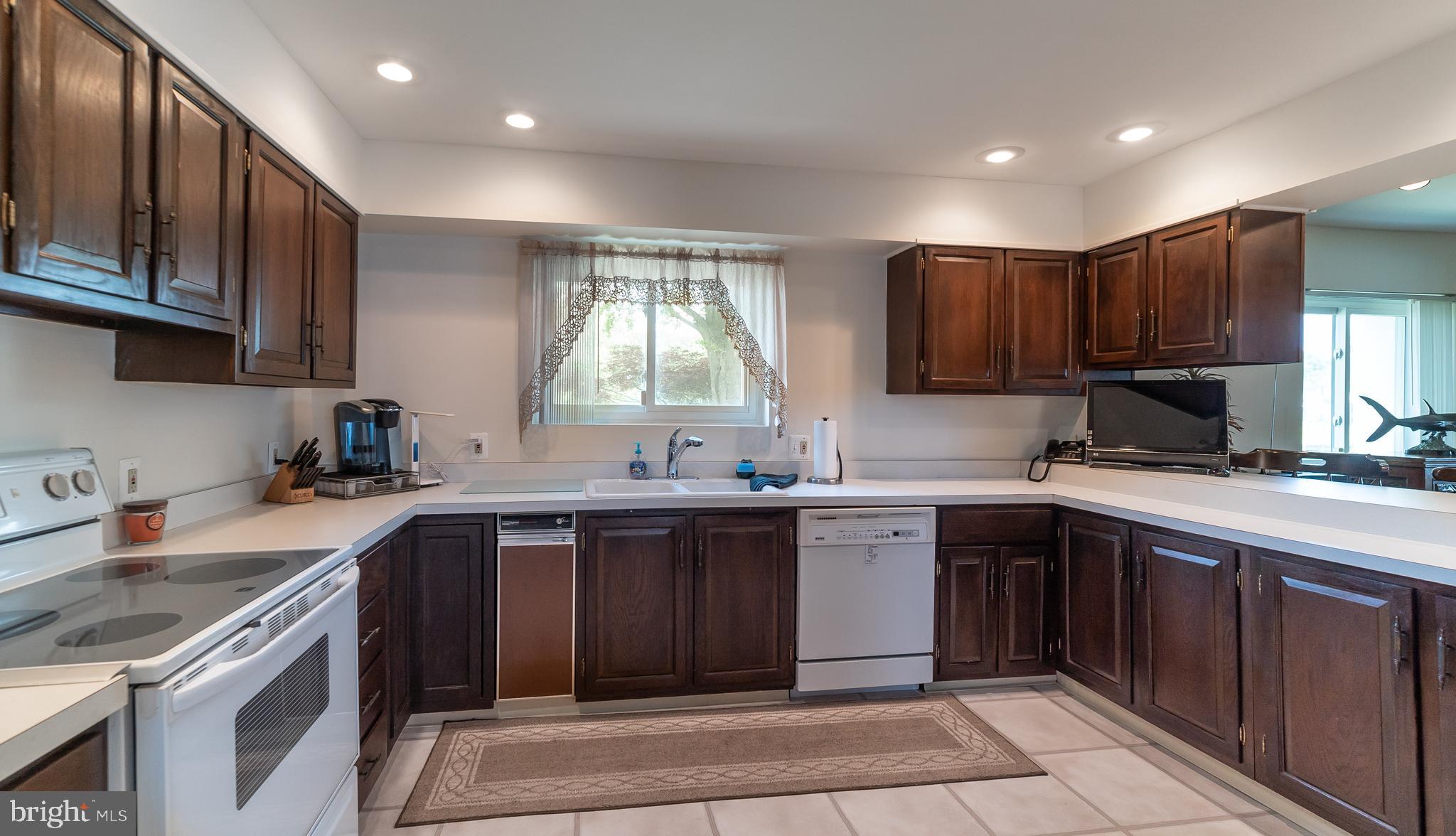 341 Worton Road Baltimore, MD 21221 - Photo 36 of 57 Main Kitchen