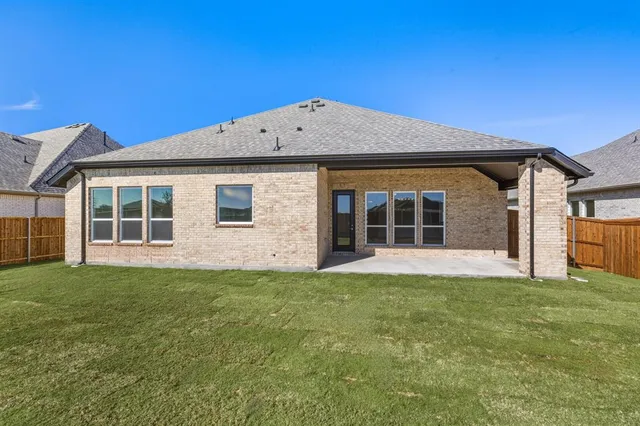 $509,000 | 188 Mountain Laurel Drive, Waxahachie, TX 75165