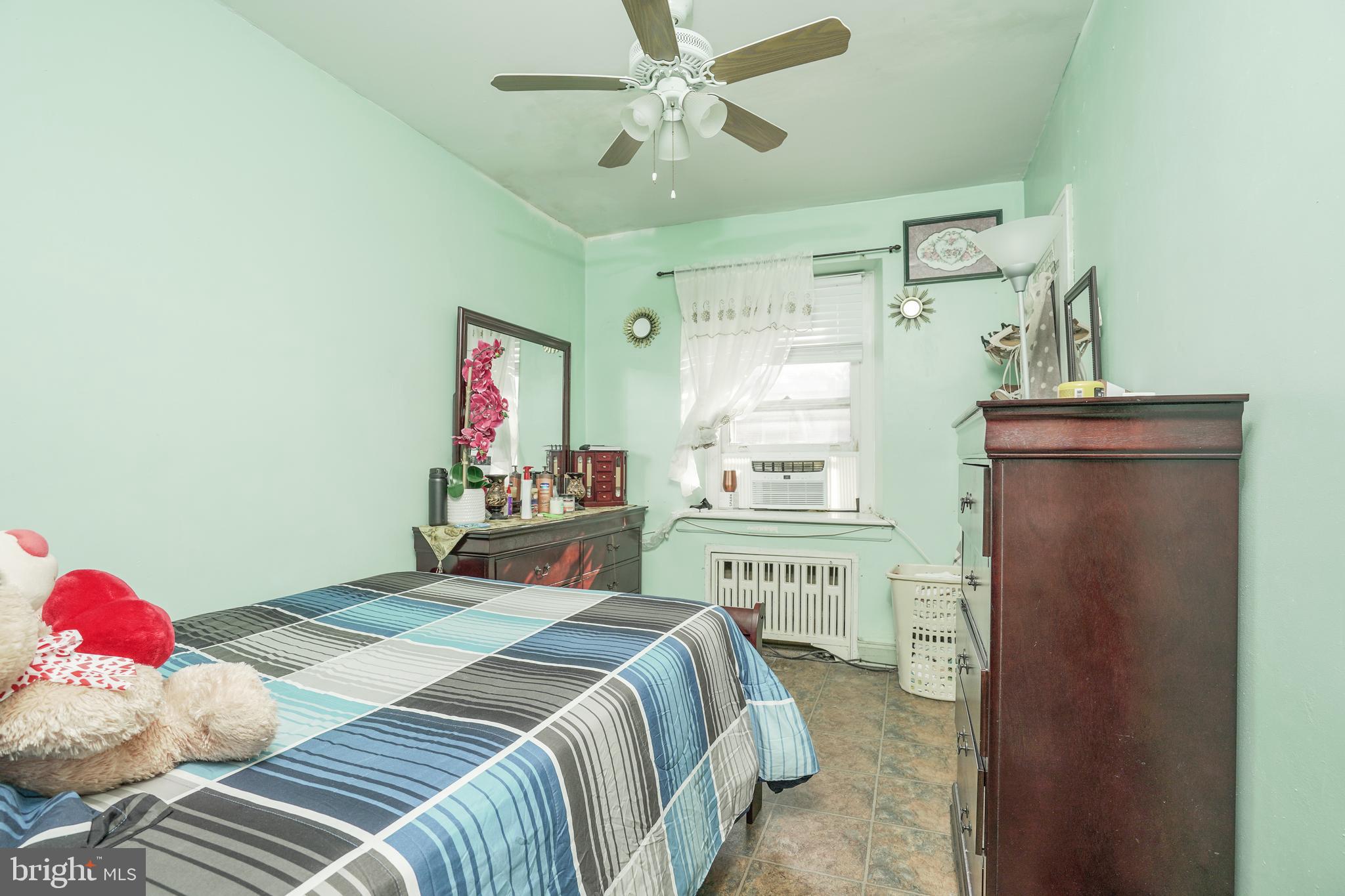 6931 Rutland Street Philadelphia, PA 19149 - Photo 16 of 33 Second bedroom