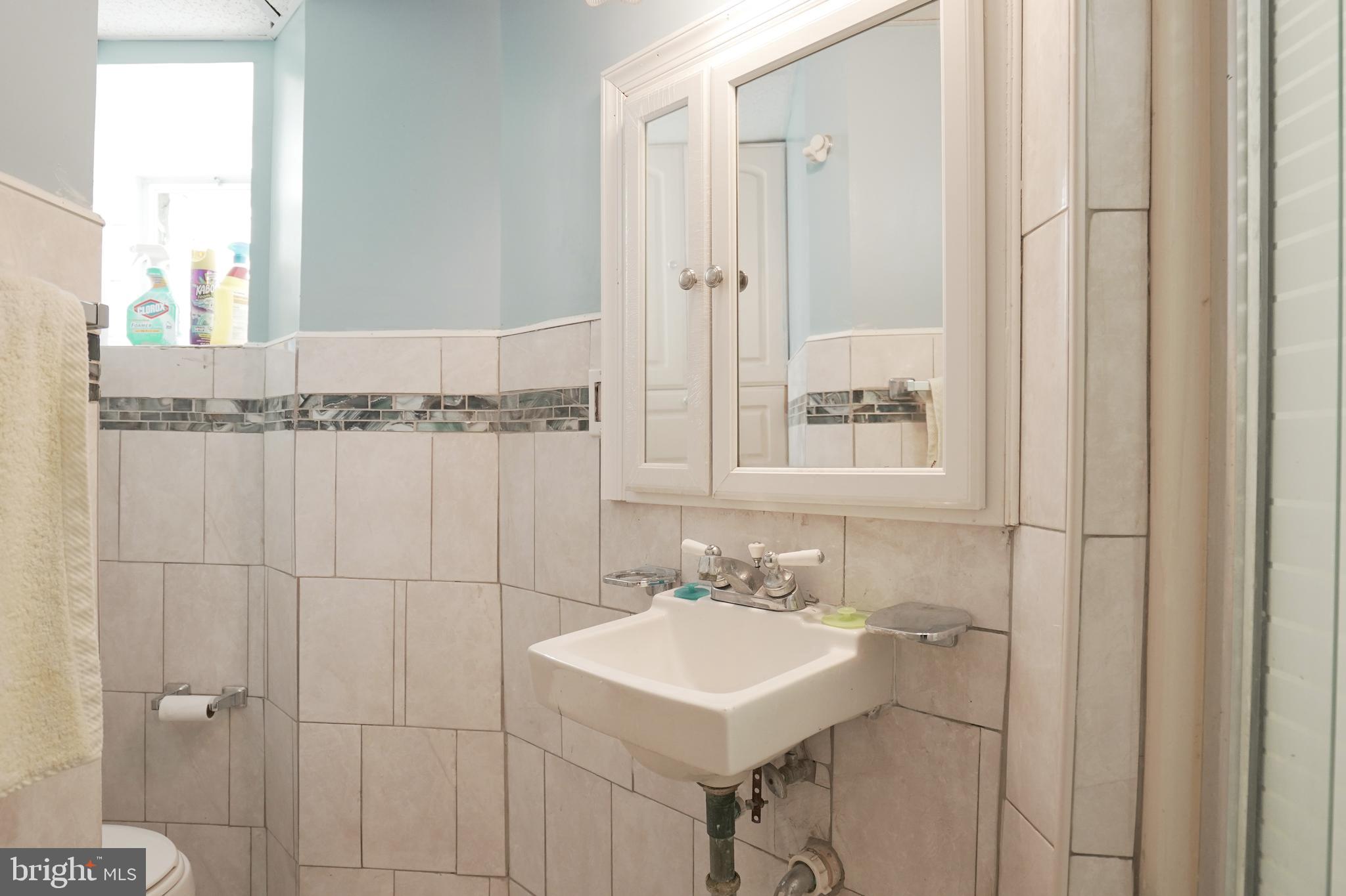 6931 Rutland Street Philadelphia, PA 19149 - Photo 29 of 33 bathroom in basement