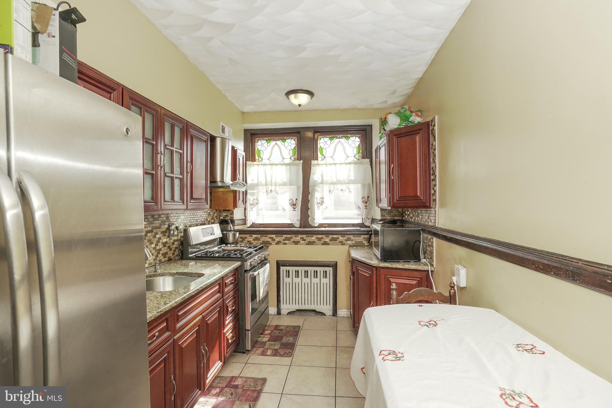 6931 Rutland Street Philadelphia, PA 19149 - Photo 10 of 33 Kitchen