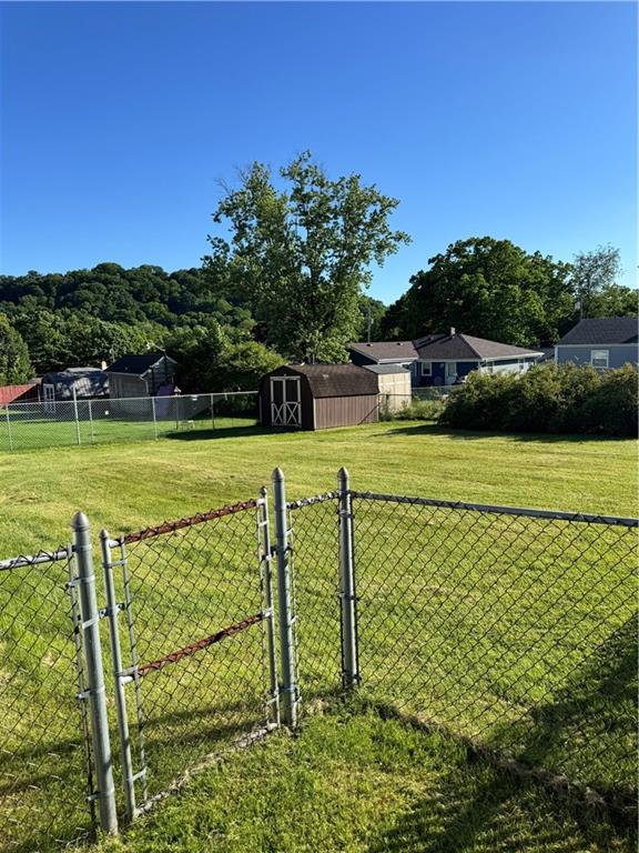524 Arizona Drive New Kensington, PA 15068 - Photo 3 of 14