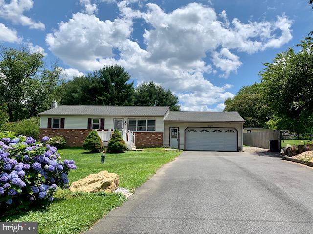 408 Big Elk Chapel Road...Welcome Home!!!