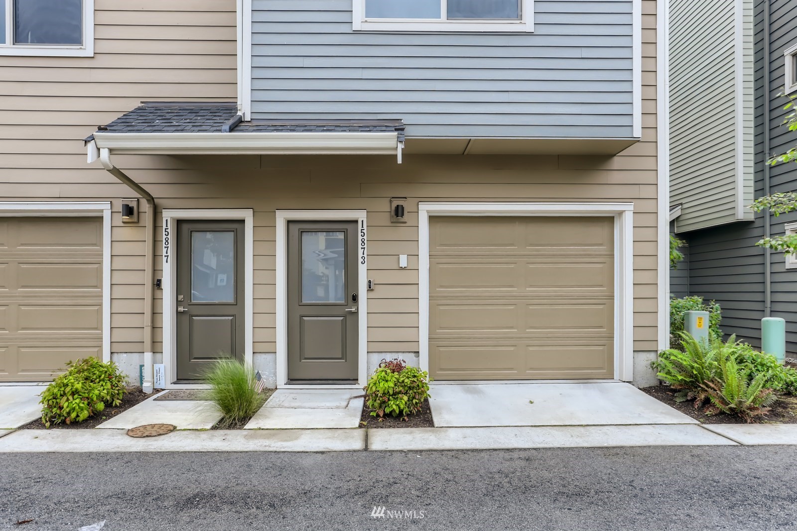 15873 Northeast 14th Road, Unit 7 7 Bellevue, WA 98008 - Photo 16 of 16 a front view of a house
