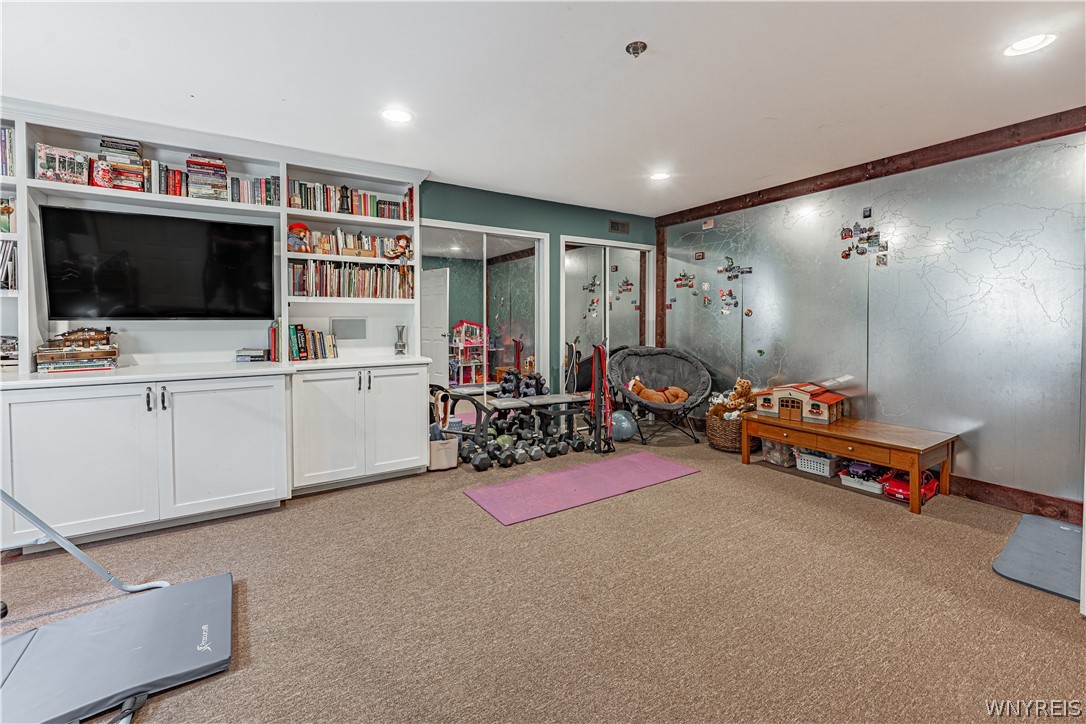 4899 Beach Ridge Road Pendleton, NY 14094 - Photo 33 of 48 Basement Rec Room/BR, Office, Etc - with egress