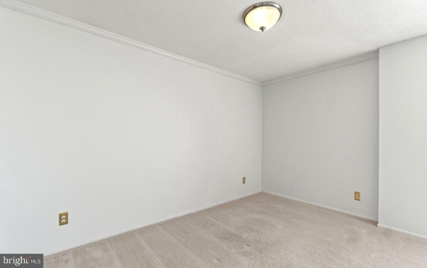 118 Monroe Street, Unit 1181109 Rockville, MD 20850 - Photo 24 of 41 a view of an empty room