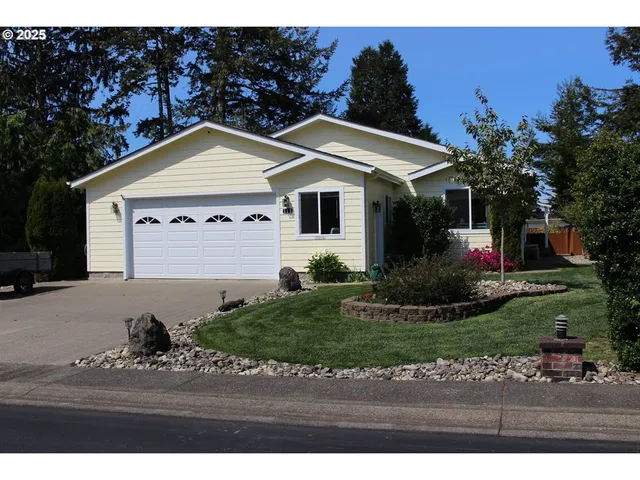 $389,000 | 119 Jensen Way, Lakeside, OR 97449
