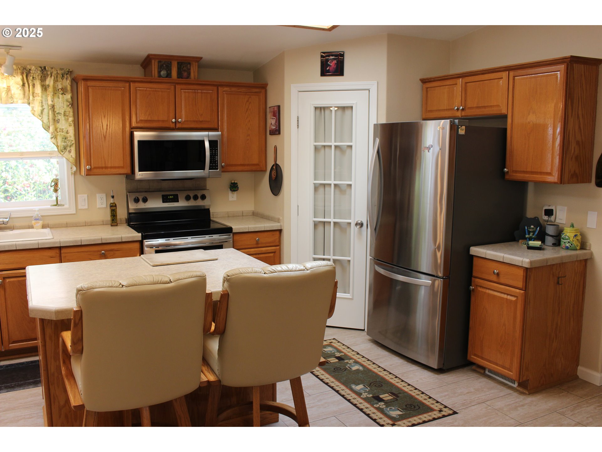 119 Jensen Way Lakeside, OR 97449 - Photo 20 of 44