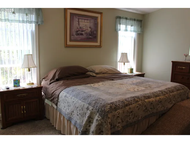 $389,000 | 119 Jensen Way, Lakeside, OR 97449