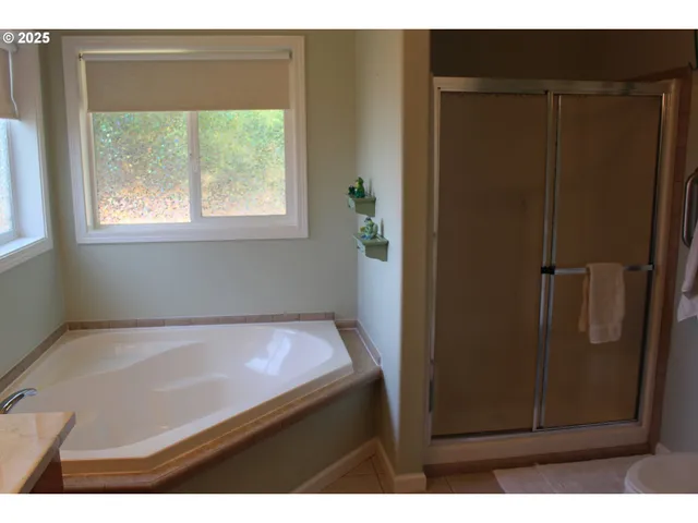 $389,000 | 119 Jensen Way, Lakeside, OR 97449