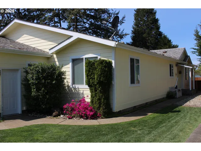 $389,000 | 119 Jensen Way, Lakeside, OR 97449