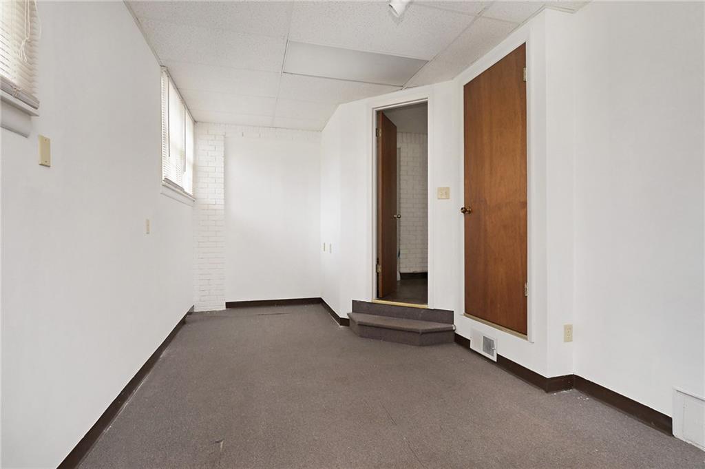6230 Clydes Road Indianapolis, IN 46268 - Photo 24 of 32 Gallery Image 24