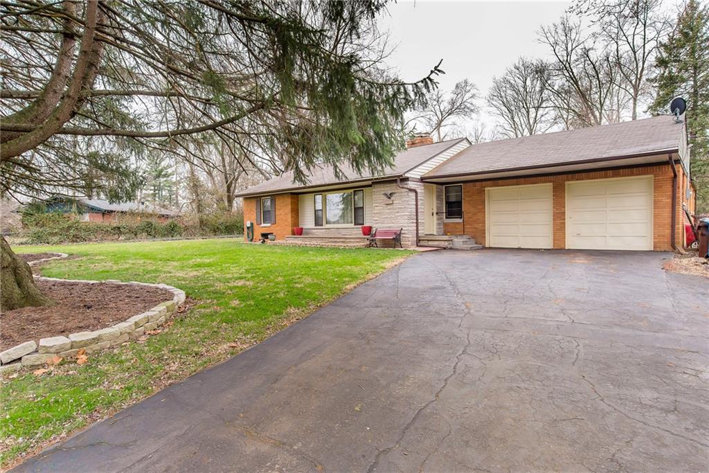 6230 Clydes Road Indianapolis, IN 46268 - Photo 4 of 32 Gallery Image 4