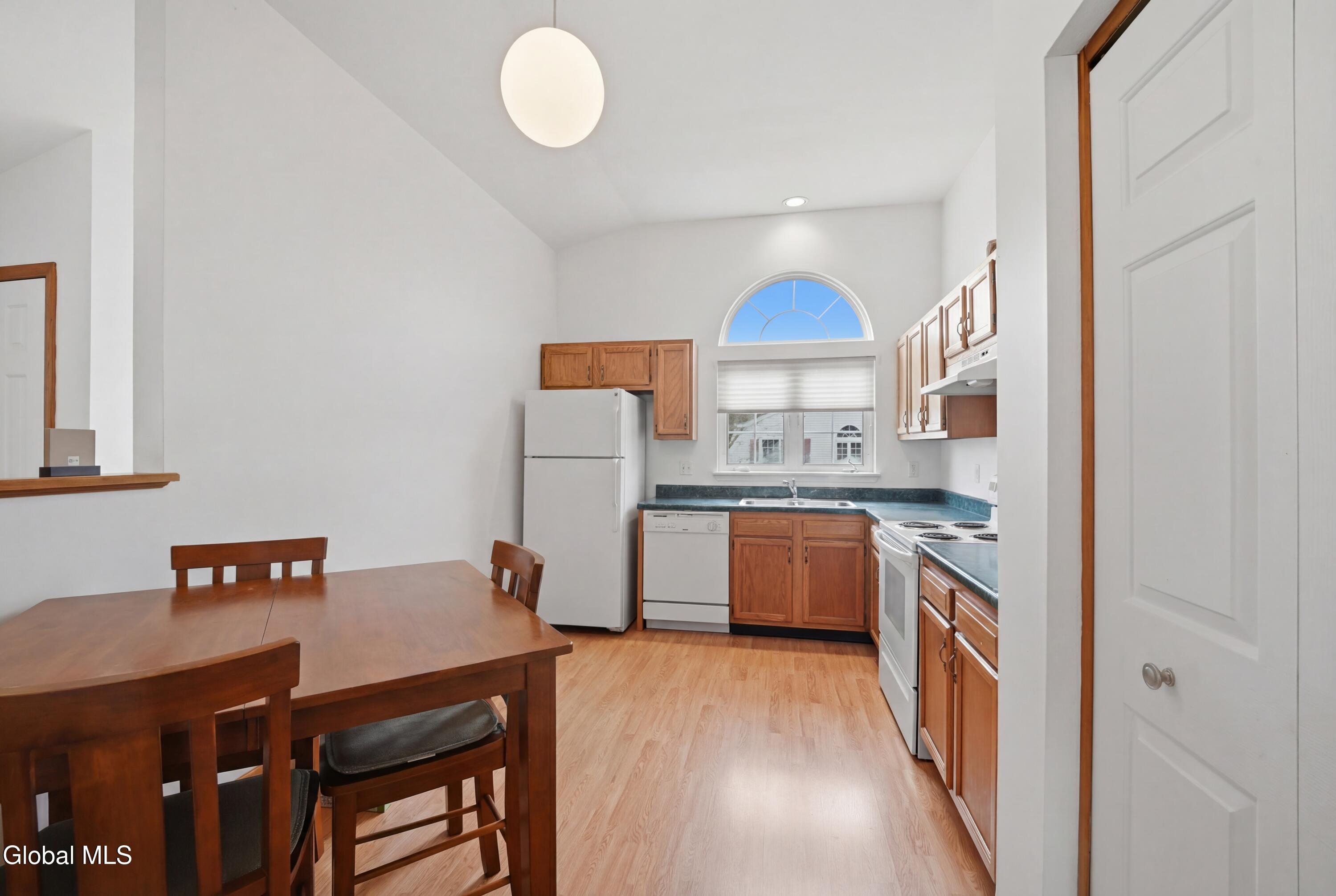 824 Ridge Circle Troy, NY 12182 - Photo 9 of 25 9