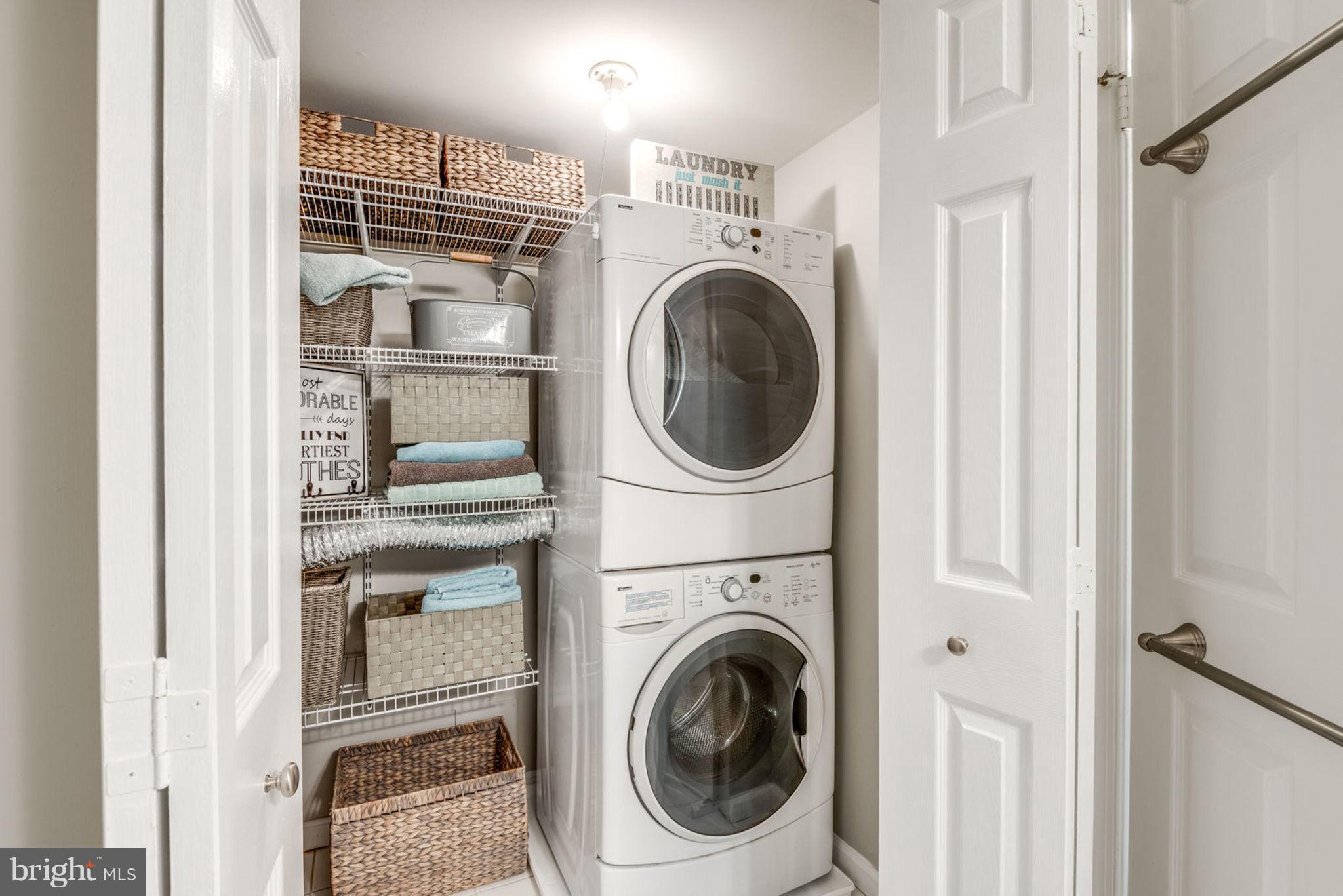 104 Fort Evans Road Southeast, Unit A Leesburg, VA 20175 - Photo 20 of 24 a utility room with dryer and washer