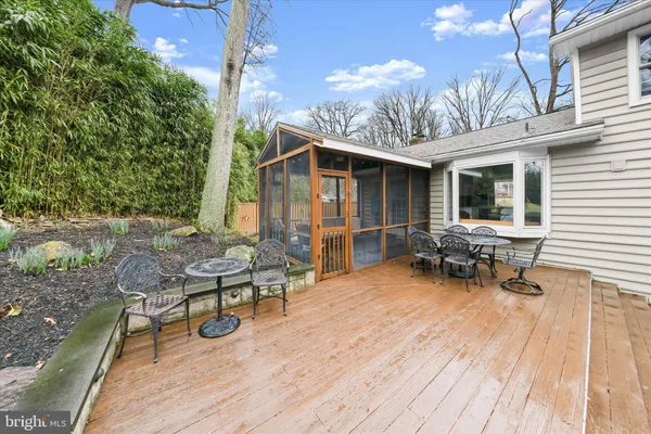 $665,000 | 1146 Valley Drive, Pasadena, MD 21122