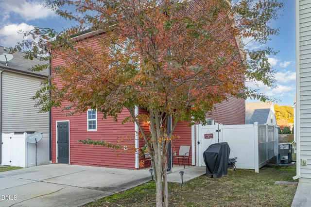 a view of a outdoor space