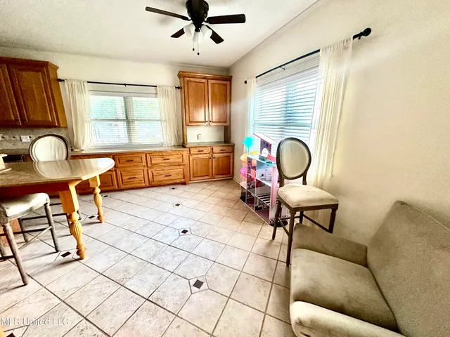 $259,000 | 1535 Holly Trail Southeast, Brookhaven, MS 39601