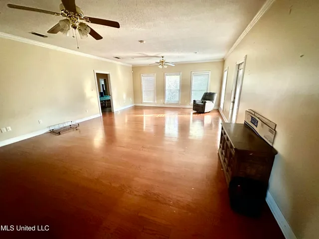 $259,000 | 1535 Holly Trail Southeast, Brookhaven, MS 39601