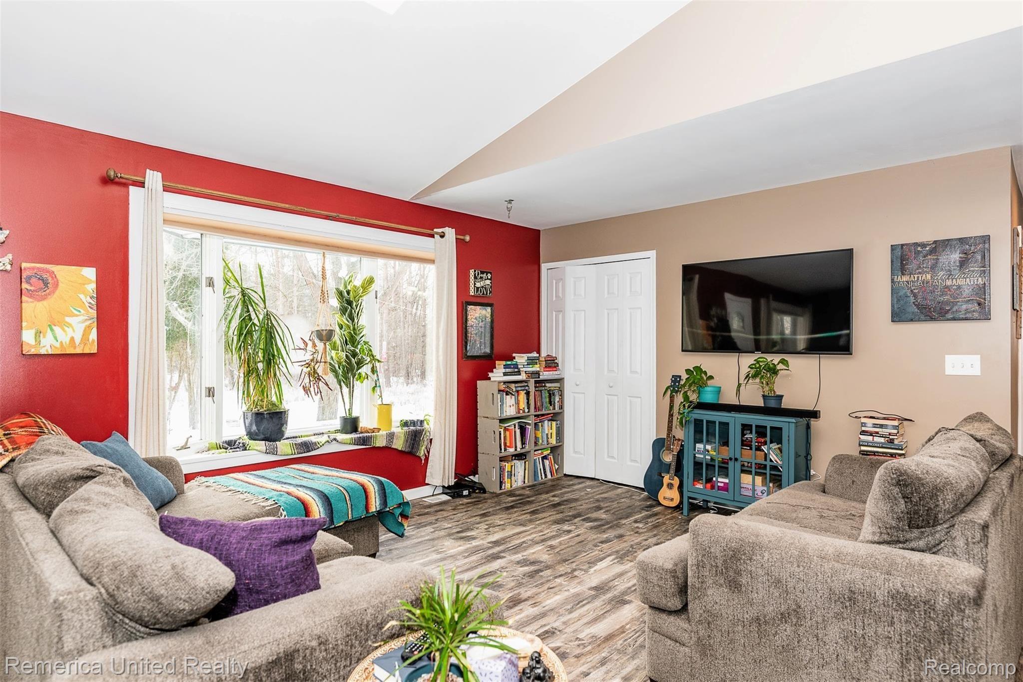15466 Seymour Road Linden, MI 48451 - Photo 24 of 40 DSC_8800.jpg