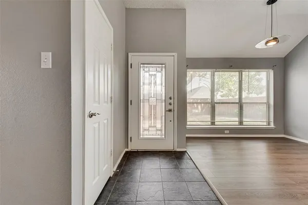 $2,200 | 1220 Royal Crescent Drive, Bedford, TX 76021