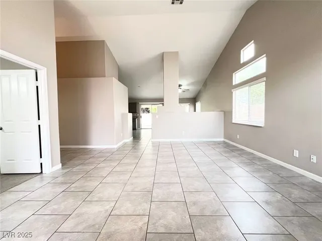 $2,300 | 2886 Skowhegan Drive, Henderson, NV 89074